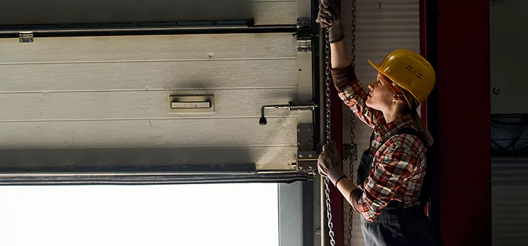 Addressing Common Garage Door Stoppage Issues in Leander, TX